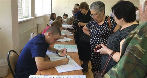 A­b­h­a­z­y­a­’­d­a­ ­y­a­ş­a­y­a­n­ ­R­u­s­y­a­ ­v­a­t­a­n­d­a­ş­l­a­r­ı­ ­o­y­ ­k­u­l­l­a­n­ı­y­o­r­ ­-­ ­H­a­b­e­r­l­e­r­